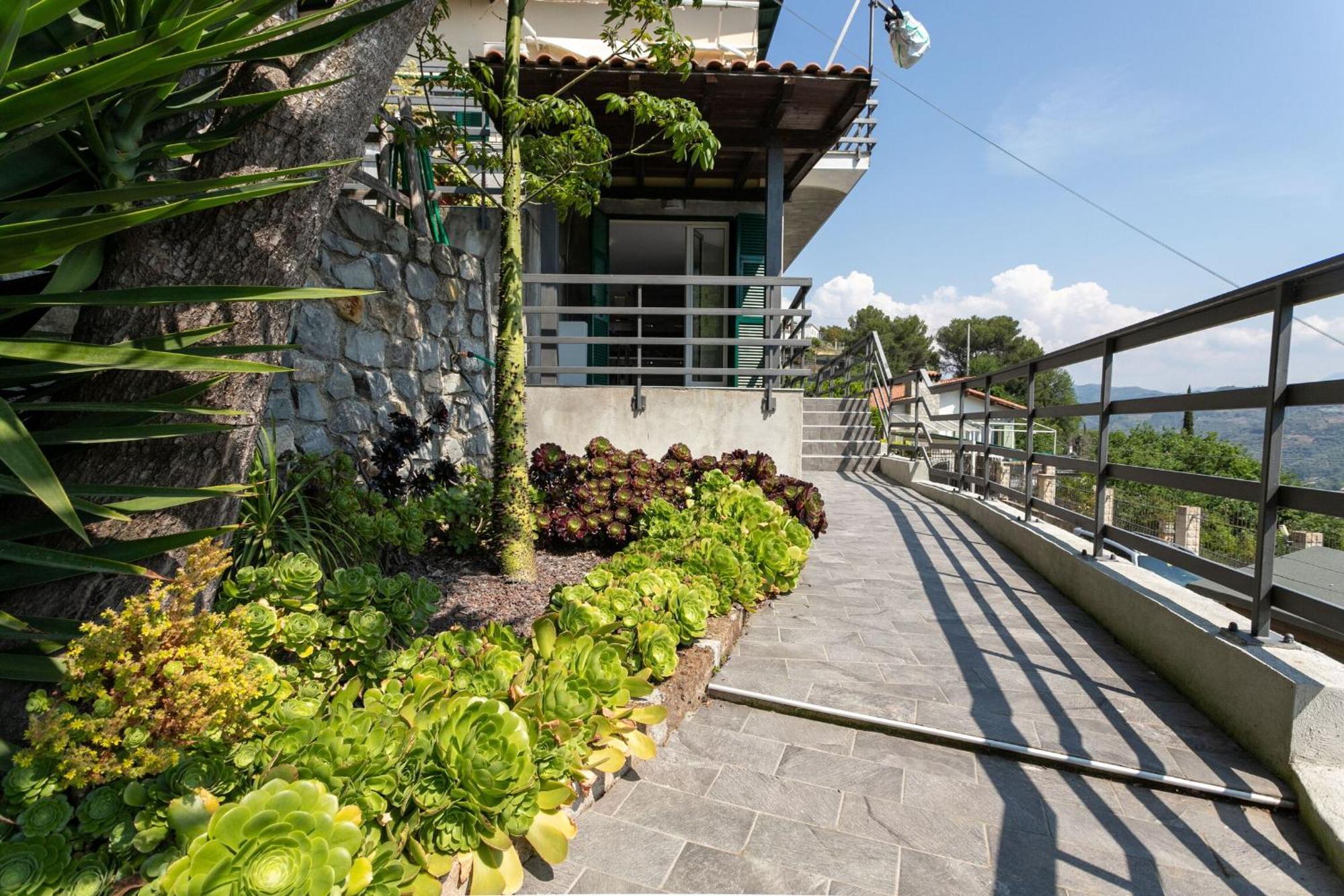 Strada Degli Olandesi - Panoramic Villa By Halldis Camporosso  Exterior photo